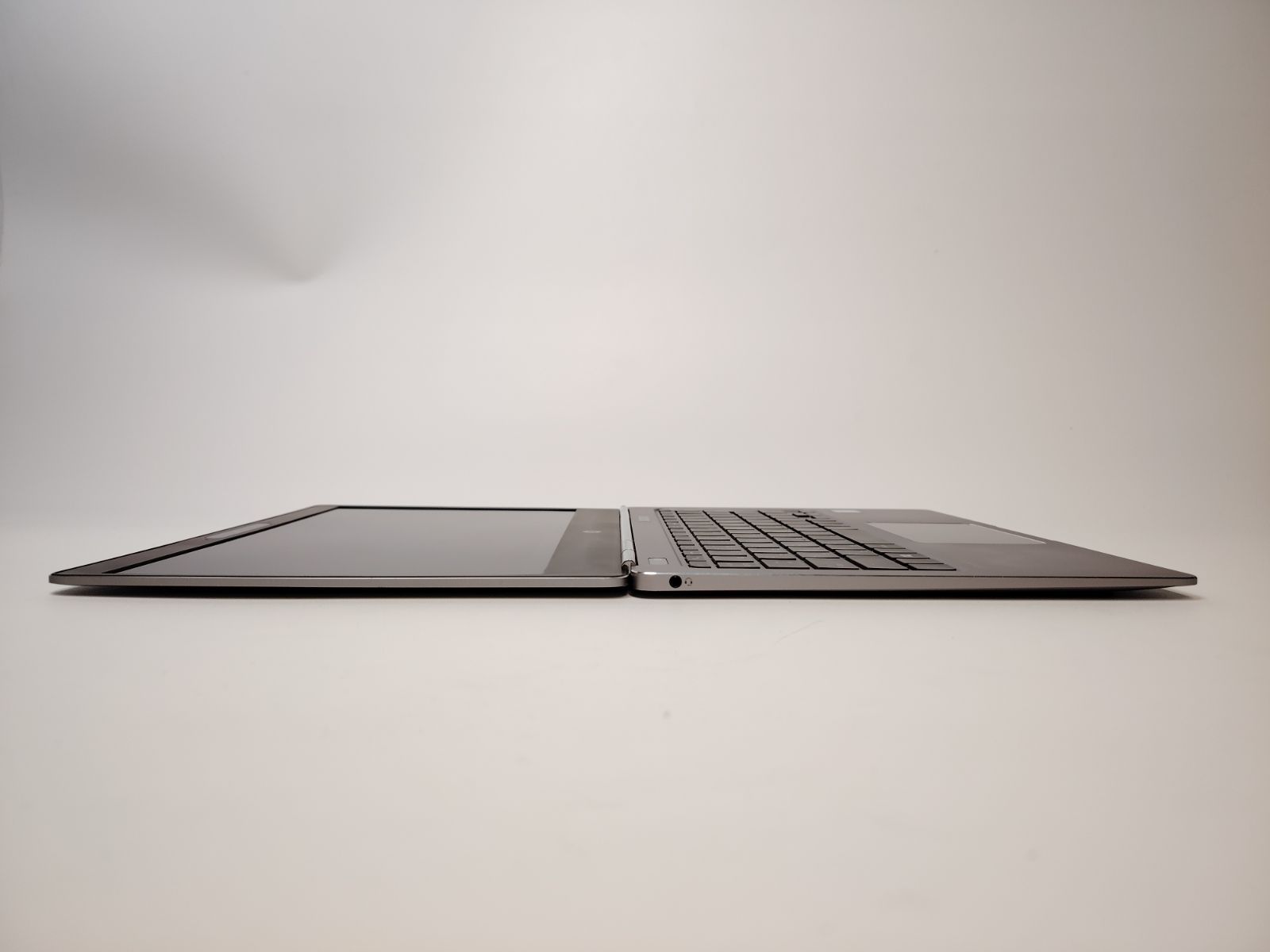 最新Windows11+office 新品爆速SSD256GB NEC PC-GL227TFAS 高性能 第二