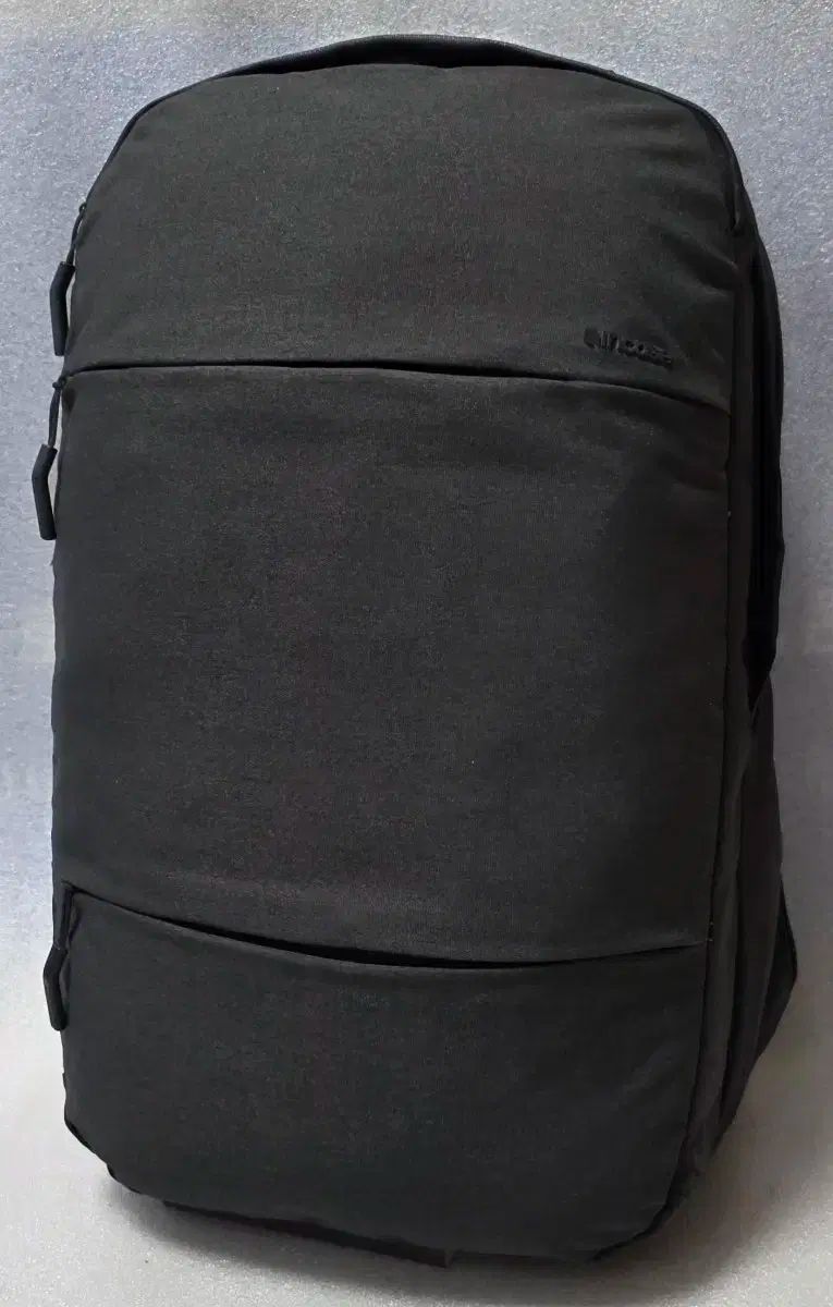 Incase インケース Incase シティバックパック パソコンバックパック 旅行用バックパック 学生従業員バッグ