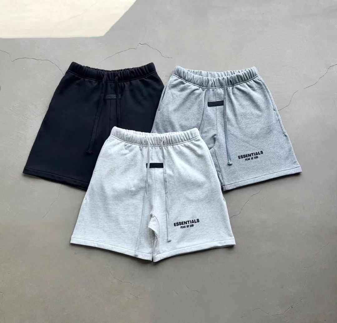 FEAR OF GOD ESSENTIALS ショートパンツ | グリーン | FARFETCH JP