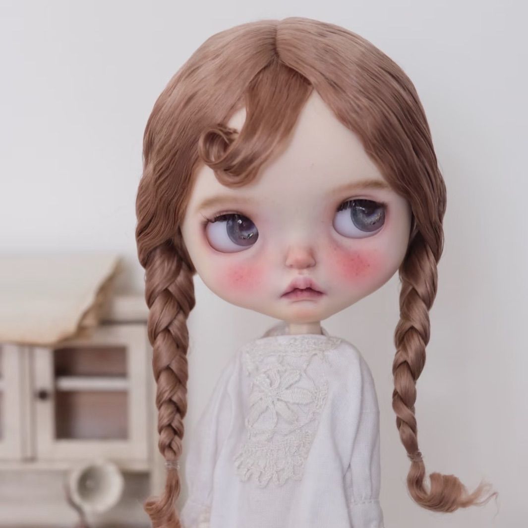 ブライス ウィッグ モヘアウィッグ 海外作家 前髪くるん フィッシュボン