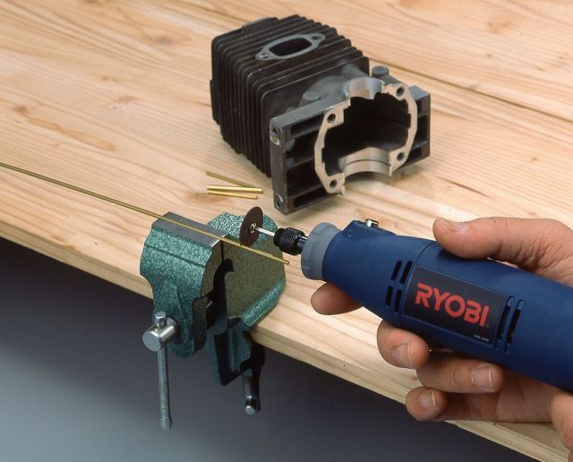 回転数8000～23000min-1 KYOCERA