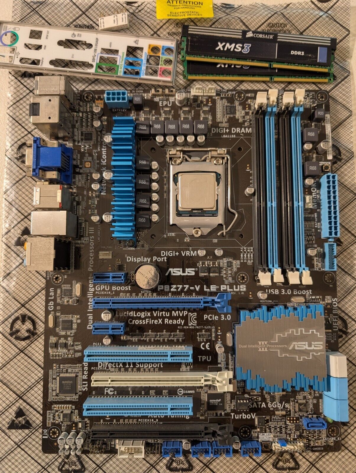 ASUS P8Z77-V-LE Pl マザーボード コンボ i5-3570k|16GB 付き *説明を参照*