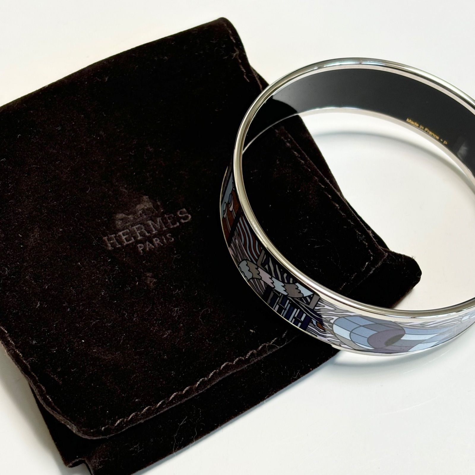 HERMES エルメス　バングル　ブレスレット　七宝焼　象柄　総柄 HERMES エルメス バングル ブレスレット 七宝焼 象柄 総柄 限界