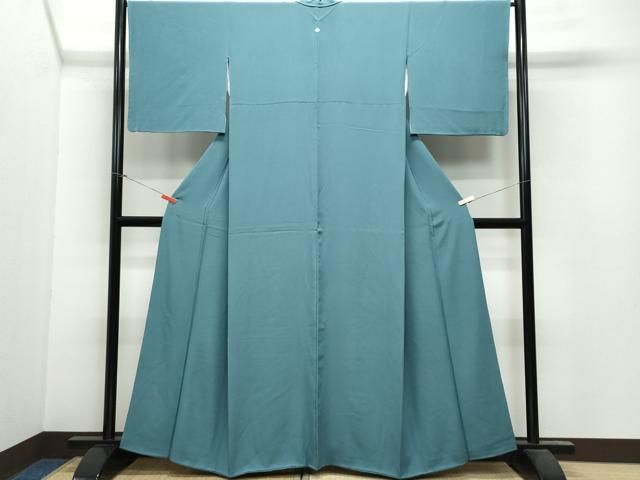 平和屋着物●上質な色無地　生壁色　正絹　逸品　AAAV7170zg 平和屋着物○上質な色無地 生壁色 正絹 逸品 AAAV7170zg