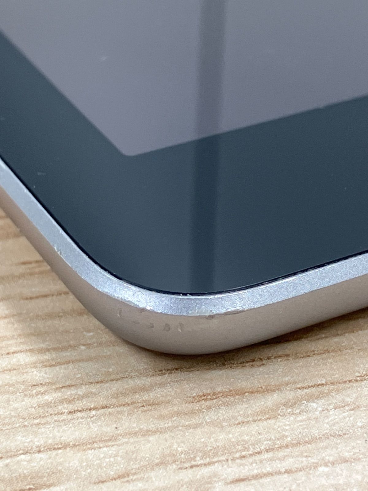 スペースグレー