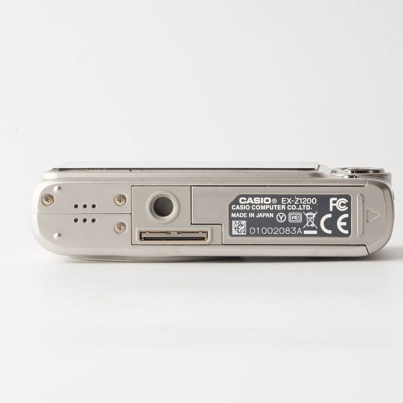 CASIO EXILIM EX-Z1200 本体 動作品！ Casio Exilim EX-Z1200 Digital