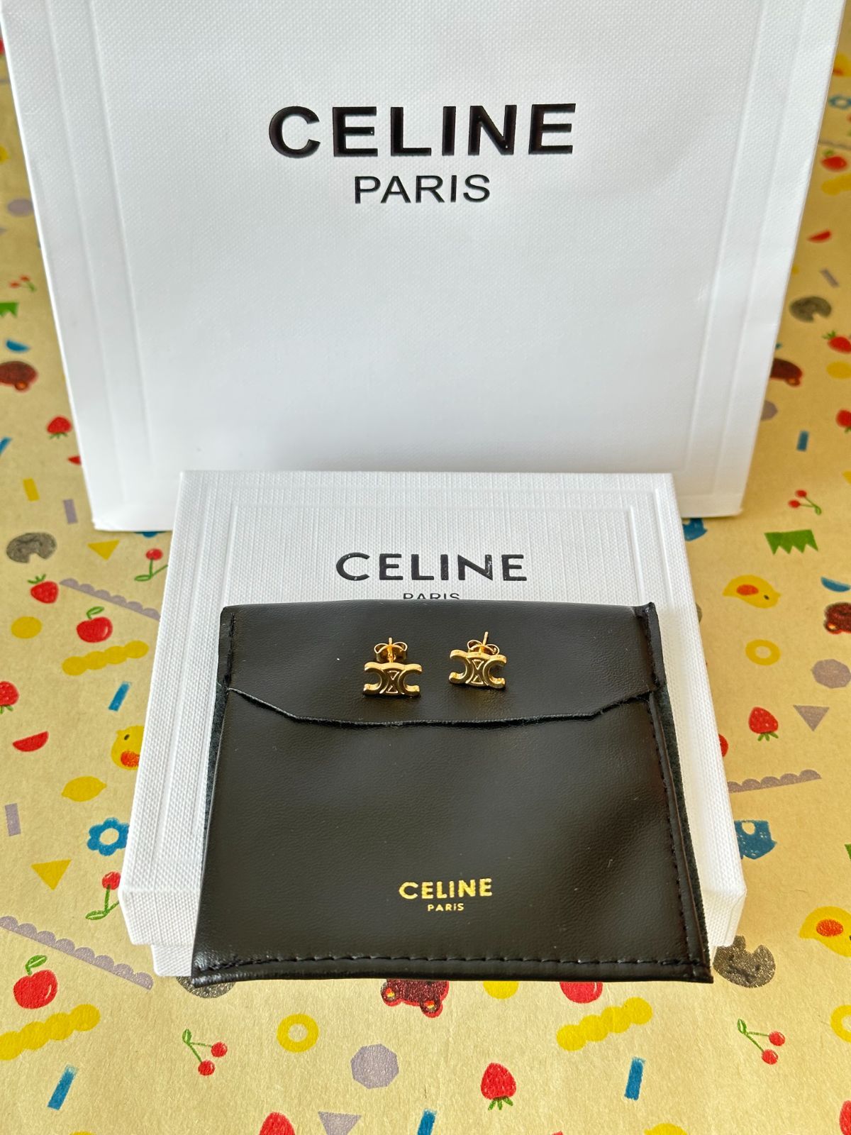 CELINE ゴールドスタッドピアス 人気品高級◇刻印あり - メルカリ