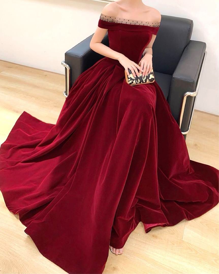 ドットのレースがオシャレ オフショル ロングイブニングドレス ドットのレースがオシャレ オフショル ロングイブニングドレス