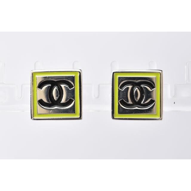最終値下げ　CHANELシルバー CCマーク 小さめピアス シャネル CHANEL ピアス ココマーク CCロゴ シルバー レディース