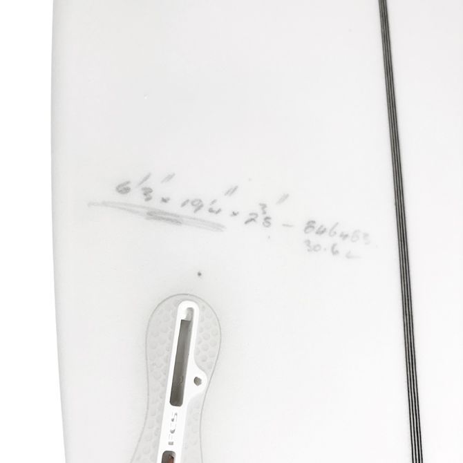 JSサーフボード　5.9 レイジンブル　オッキー　超美品 JS INDUSTRIES サーフボード レイジングブル オッキー モデル 5