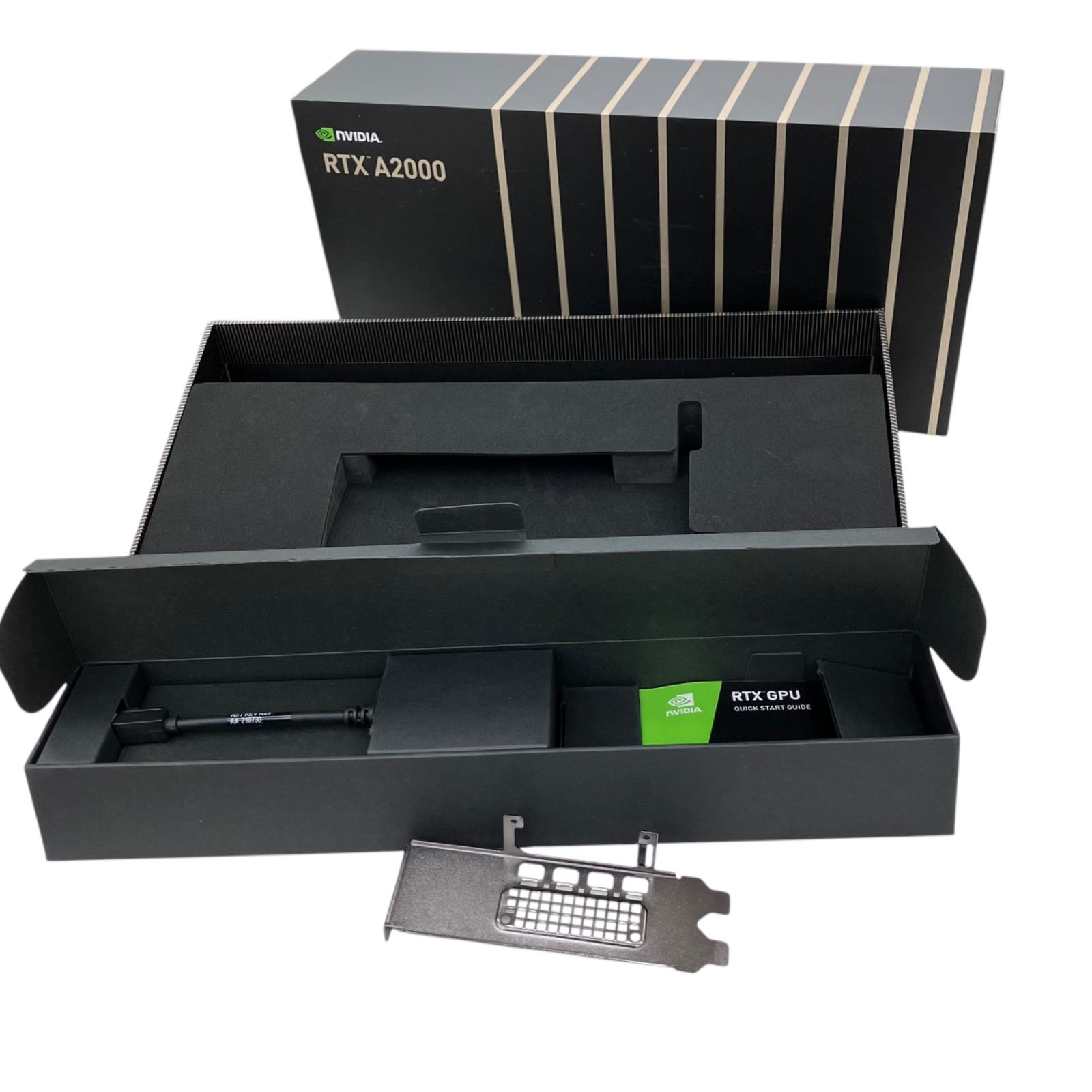 186001 ③現状品 NVIDIA RTX A2000 付属品のみ BOX付き☆ - メルカリ 186001 ③現状品 NVIDIA RTX A2000 付属品のみ BOX付き☆ - メルカリ