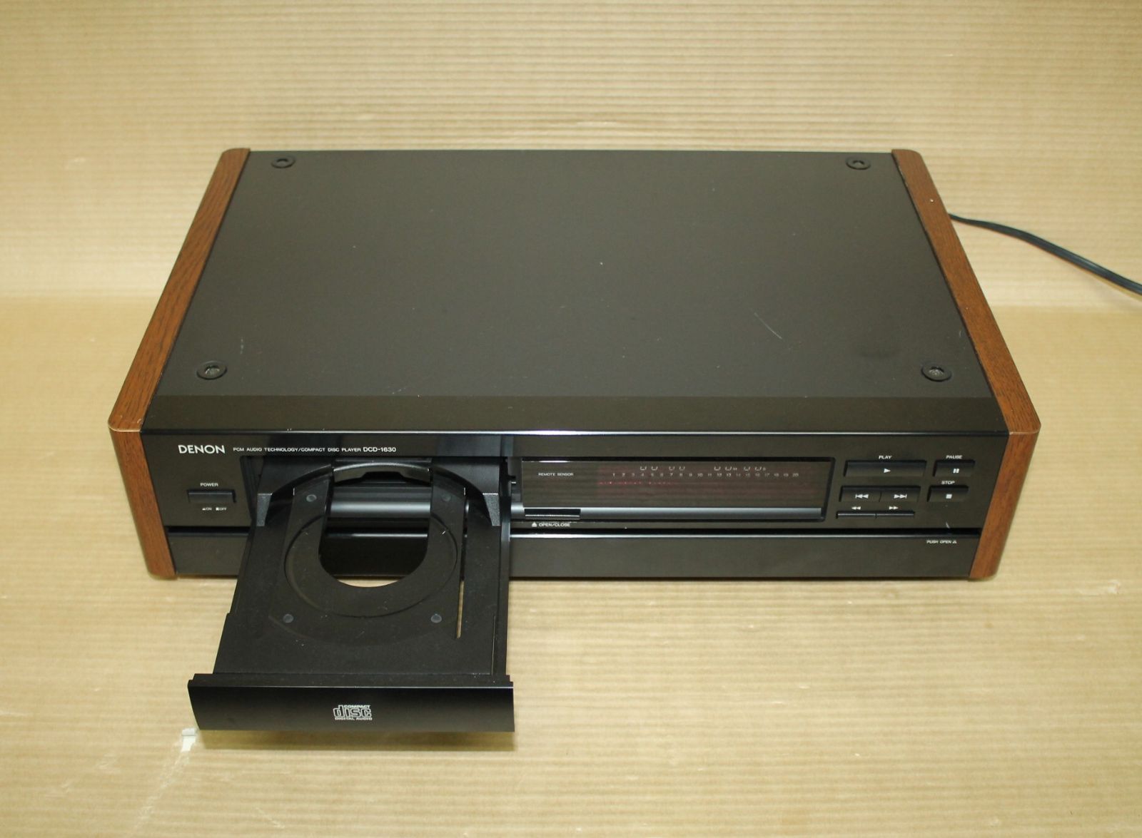 DENON   CDプレーヤー　DCD1630