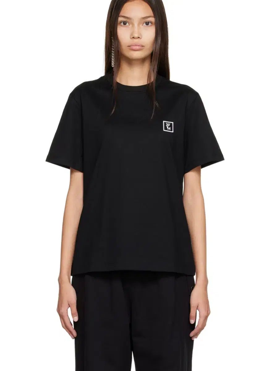 ウー ヨンミ コットン 後ろロゴ スリム Tシャツ 黒