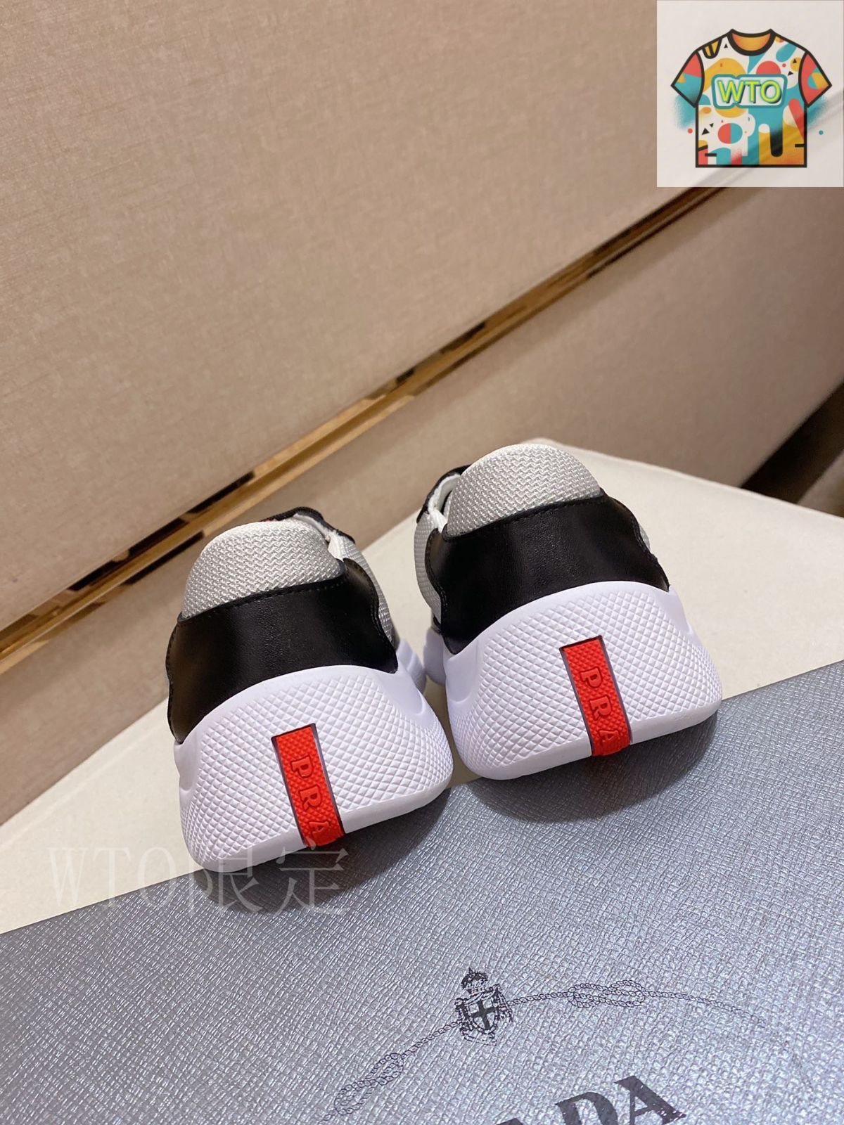【美品】ヴィンテージ　希少 PRADA プラダ ウール サンダル　361/2 2022秋冬ファッショントレンド】日々のモーメントを