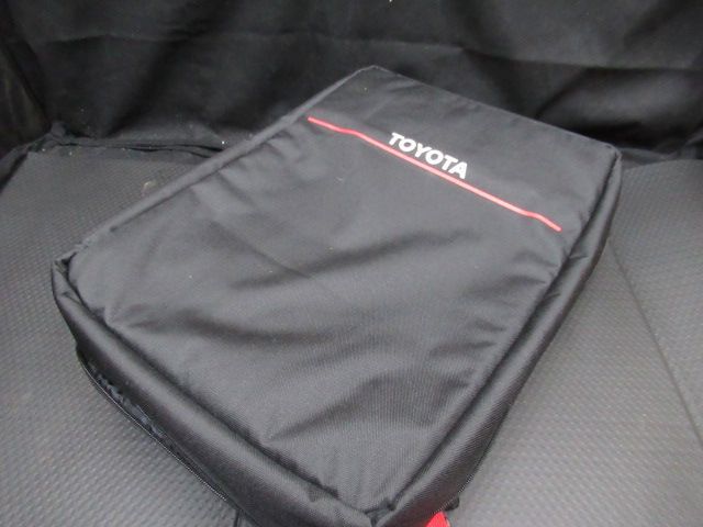 TOYOTAトヨタ 純正品 車載防災セット 防災 非常用 災害用 防災グッズ