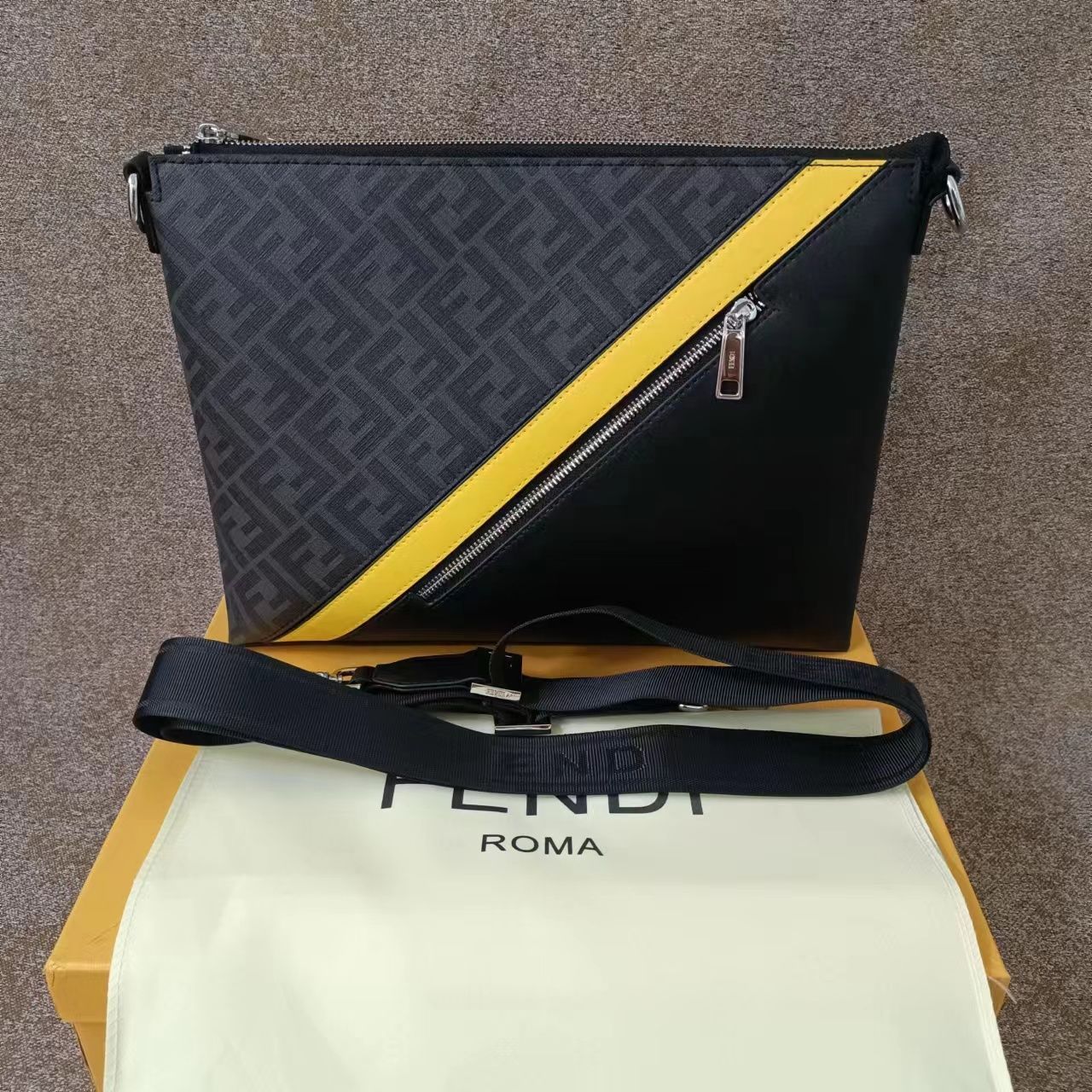 FENDI ショルダーバッグ ビジネスバッグ