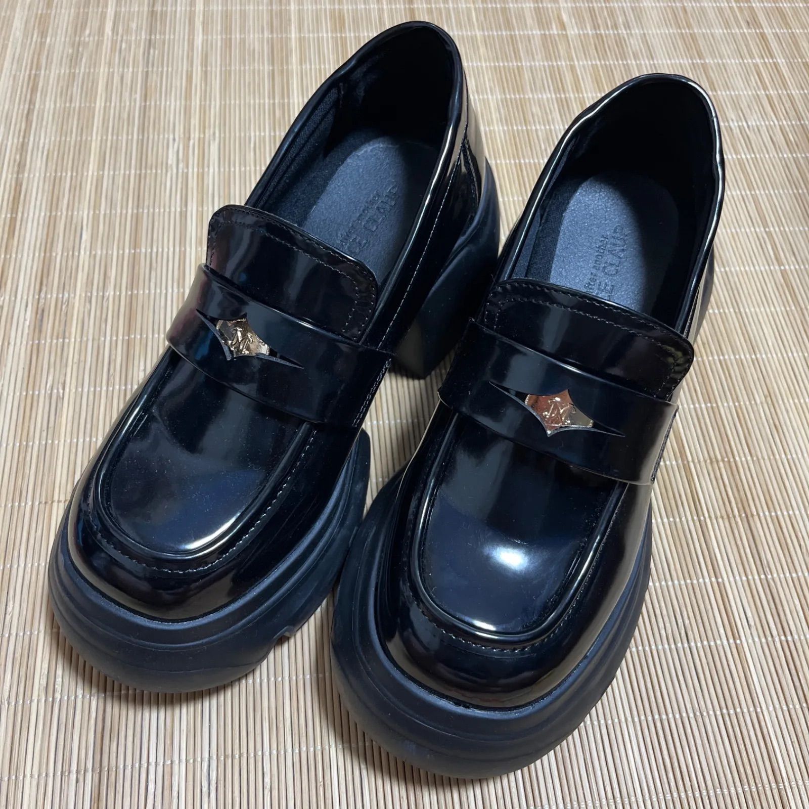 Reuse】送料無料 NICE CLAUP ボリュームソールコインローファー