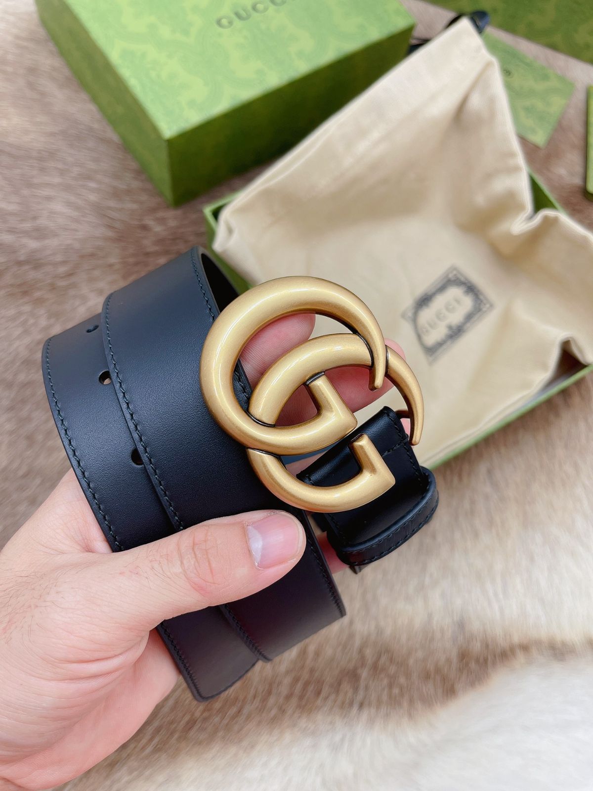 今日特価】Gucci Double G 2.0cm 本革ベルト-2 - メルカリ