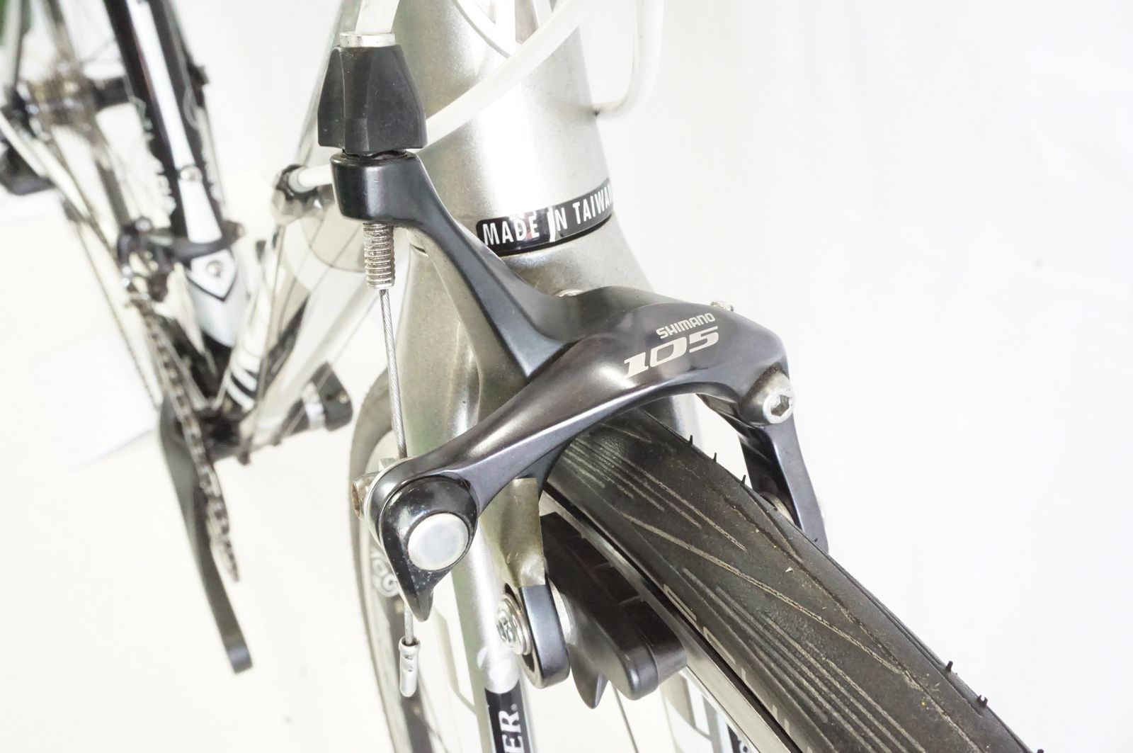 TREK 「トレック」 2.3 C H2 2011年モデル ロードバイク / バイチャリ 