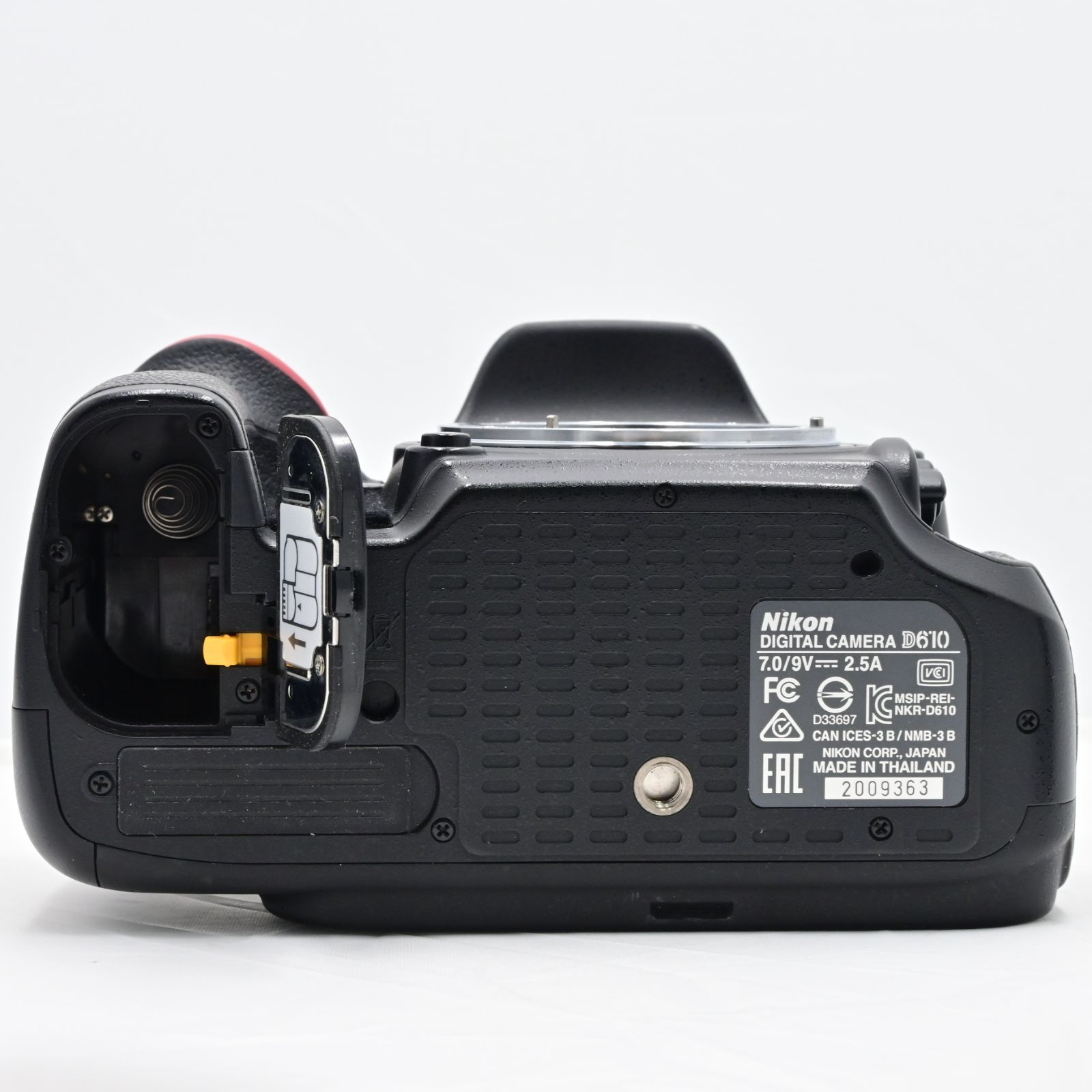 シャッター回数『5900』ニコン Nikon デジタル一眼レフカメラ D610-