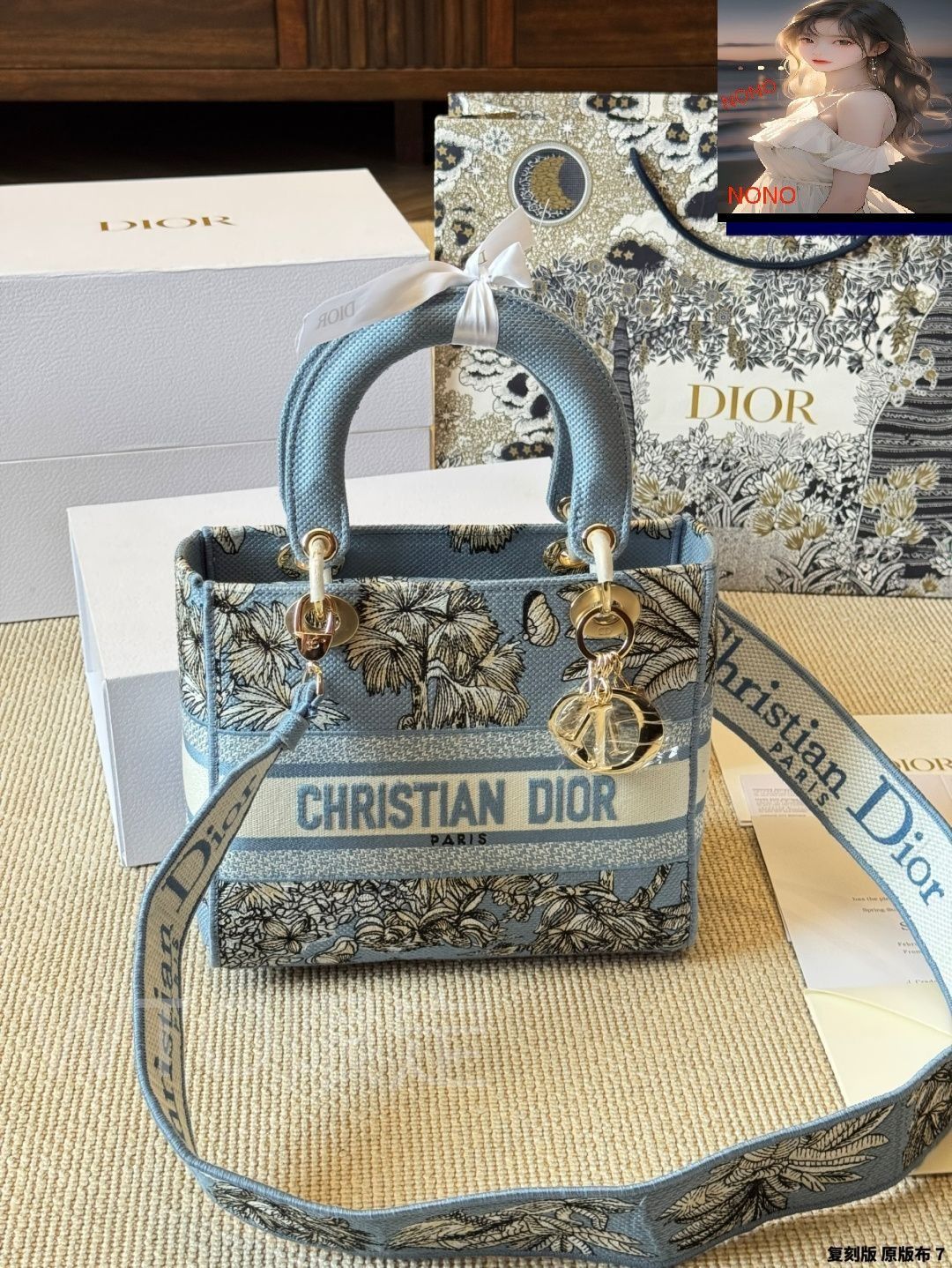 今日特価】Dior Lady D-Lite 刺繍バッグ スターズ同款 24cm 斜め