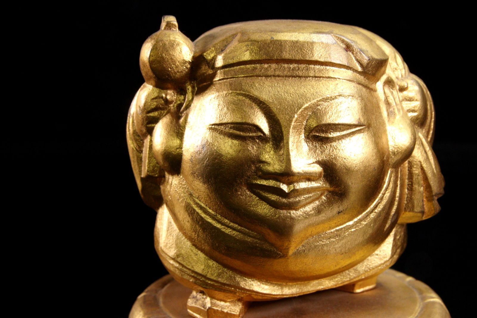 根付　桃を持つ福禄寿　寿老人　福神　木彫り　手彫　在銘あり 根付 桃を持つ福禄寿 寿老人 福神 木彫り 手彫 在銘あり