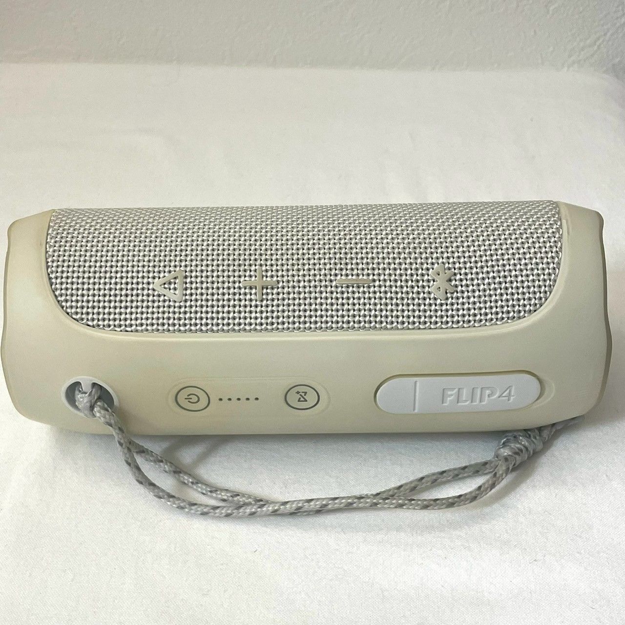 良品】JBL/FLIP4/Bluetoothスピーカー/ホワイト/箱/付属品完備