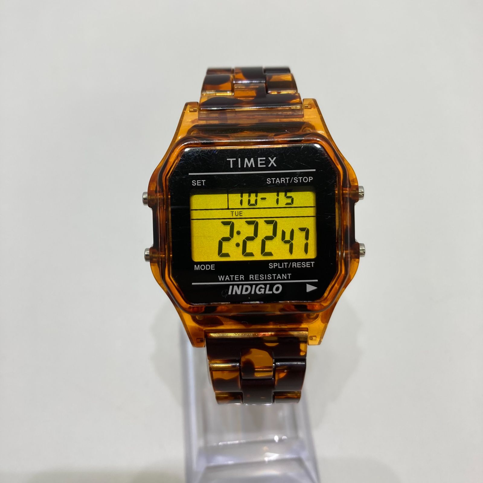 TIMEX x BEAMS / 別注 Classics Digital Tortise shell TW2U79700 アナログ腕時計 べっ甲 ビームス  - メルカリ