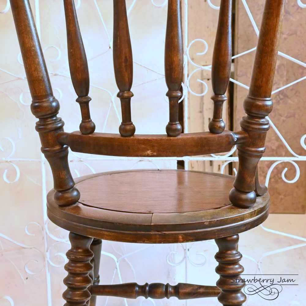 アンティークチェア