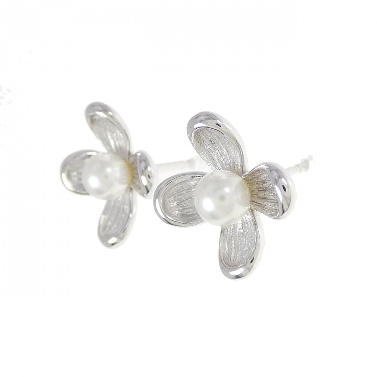 ピアス
