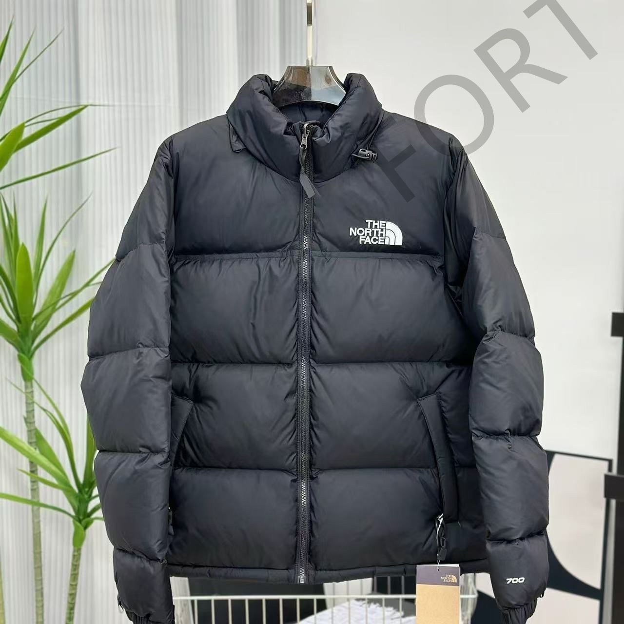 早い者勝ち 即購入OK！THE NORTH FACE 1996 Retro Nuptse Jacketノースフェイスヌプシダウンジャケット  700フィルのダウン ブラック 新品未使用 - メルカリ