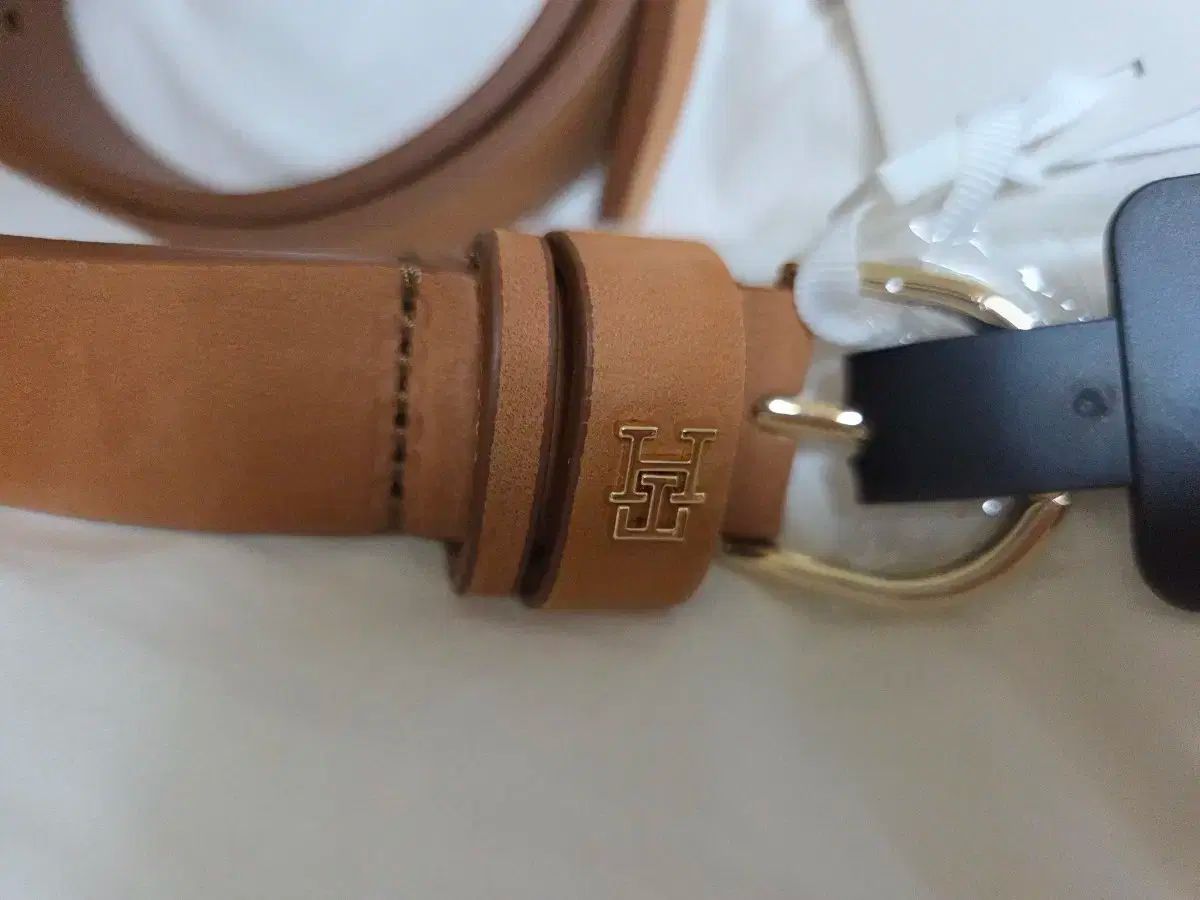 Hilfiger トミーヒルフィガー