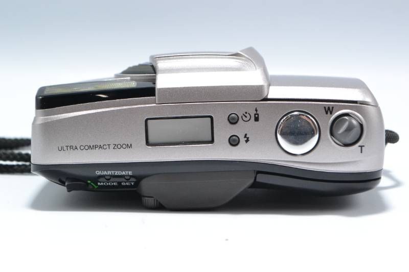 動作確認済】 Olympus XA2 F0904-3ID 【OLYMPUS】 XA2 フィルムカメラ