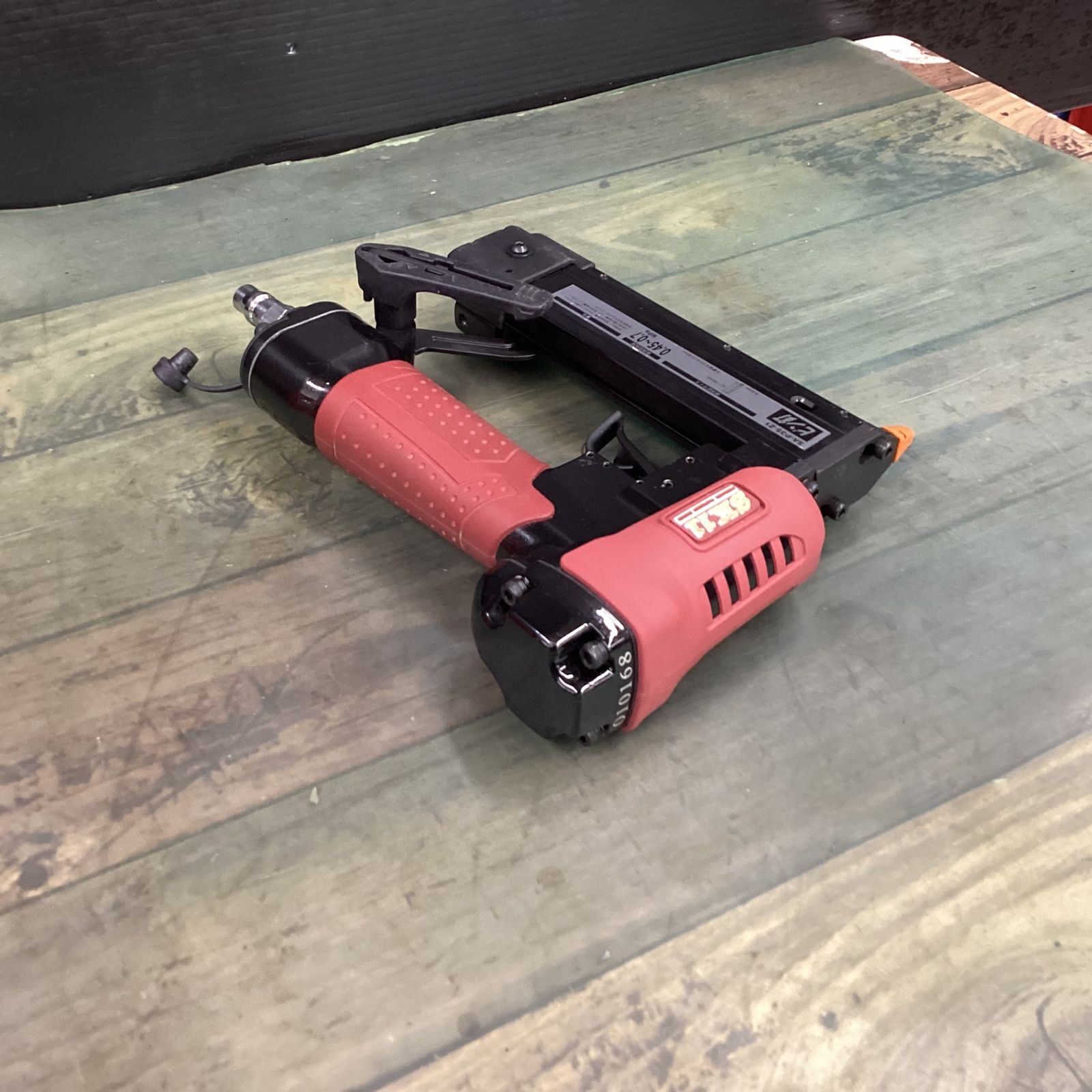 SK11 エアピン釘打機 釘足長 12~35mm P35 SA-P35-Z1 【東大和店