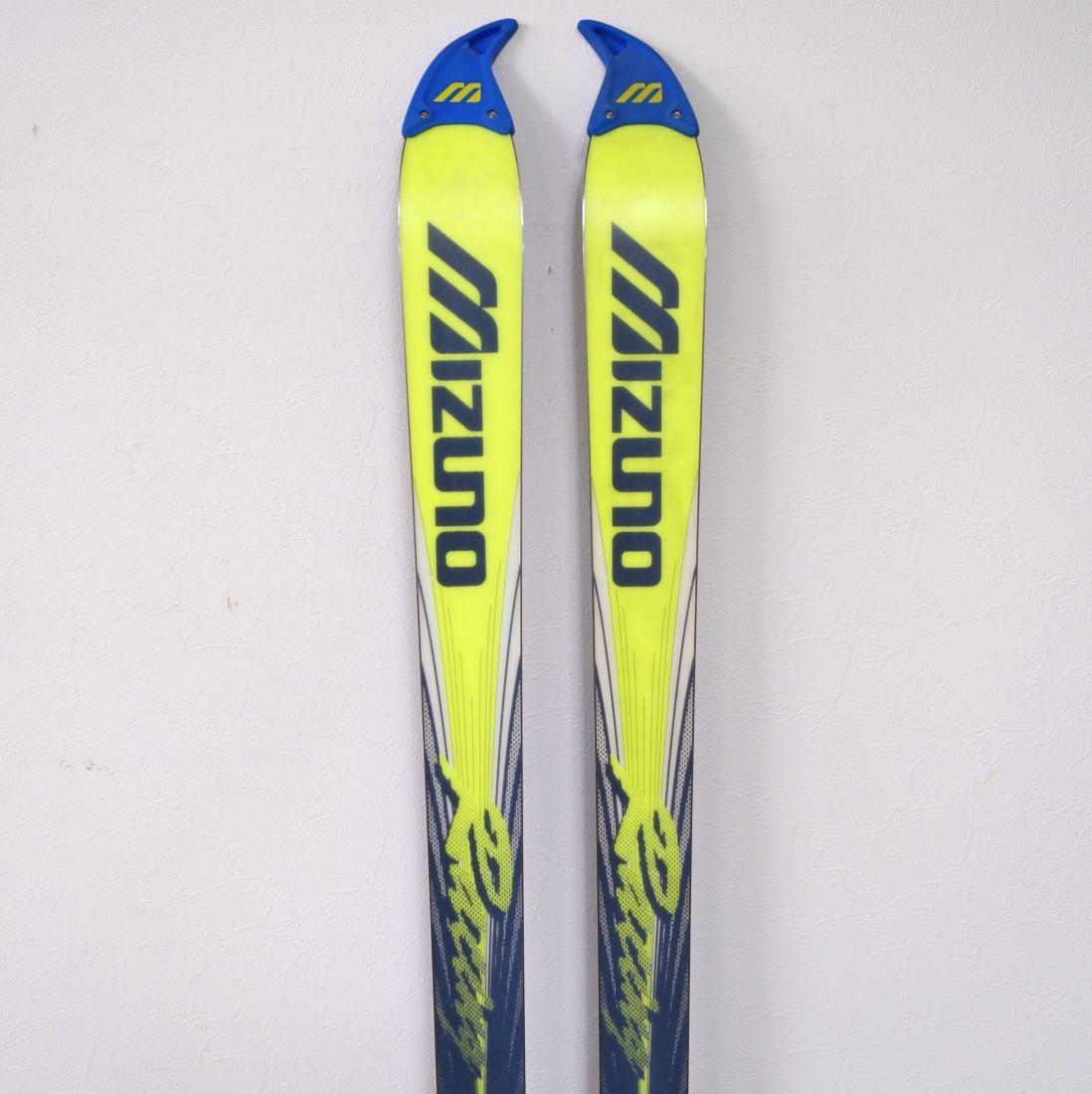 MIZUNO - 未使用 ミズノ Mizuno S mode Speed Flex 196cm センター 62ｍｍ レーシング スキー板 アウトドア 約2050ｇ(一本あたり) MIZUNO - 未使用 ミズノ Mizuno S mode Speed Flex 196cm
