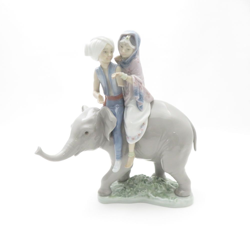 リアドロ　象　置物　陶器 楽天市場】リヤドロ 象の行進 ゾウ 親子 置物 01001150 LLADRO