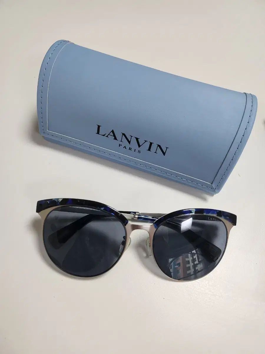 お値下げ中【LANVIN】箱&ケース付_サングラス 楽天市場】LANVIN COLLECTION ランバン コレクション サングラス