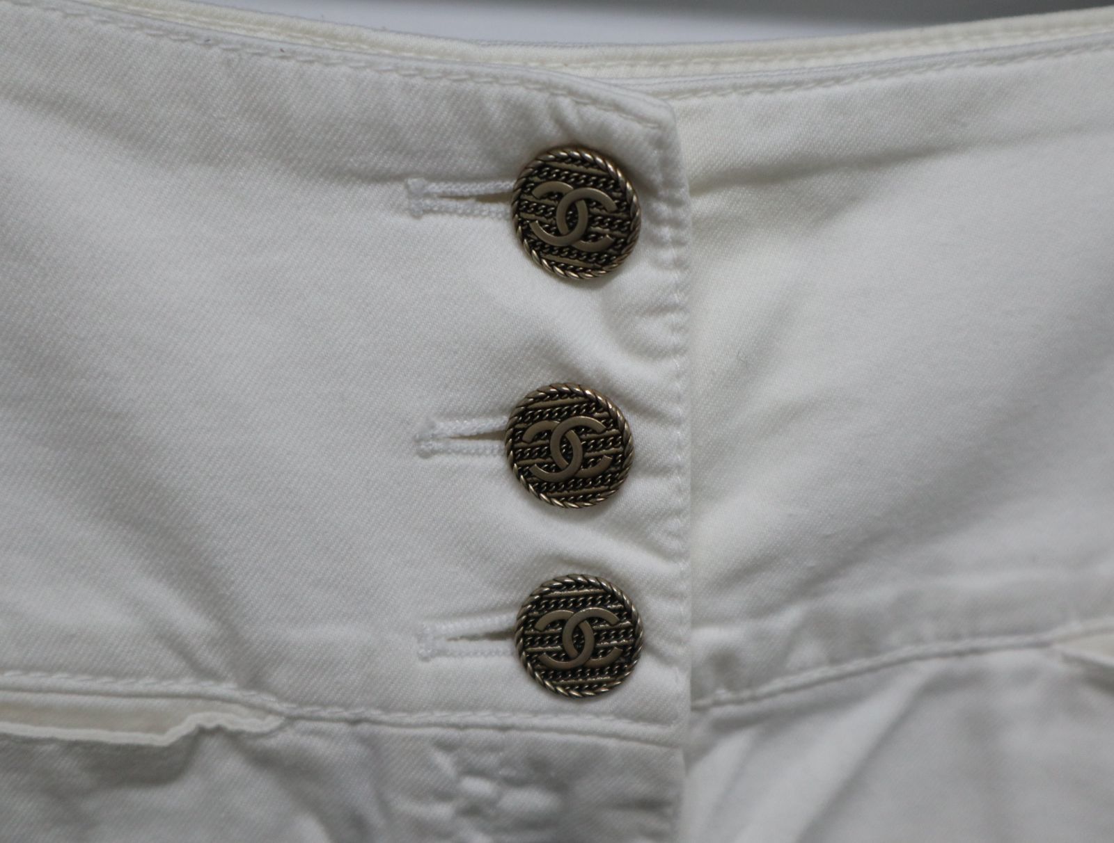 シャネル CHANEL ココマークボタン コットン ショートパンツ