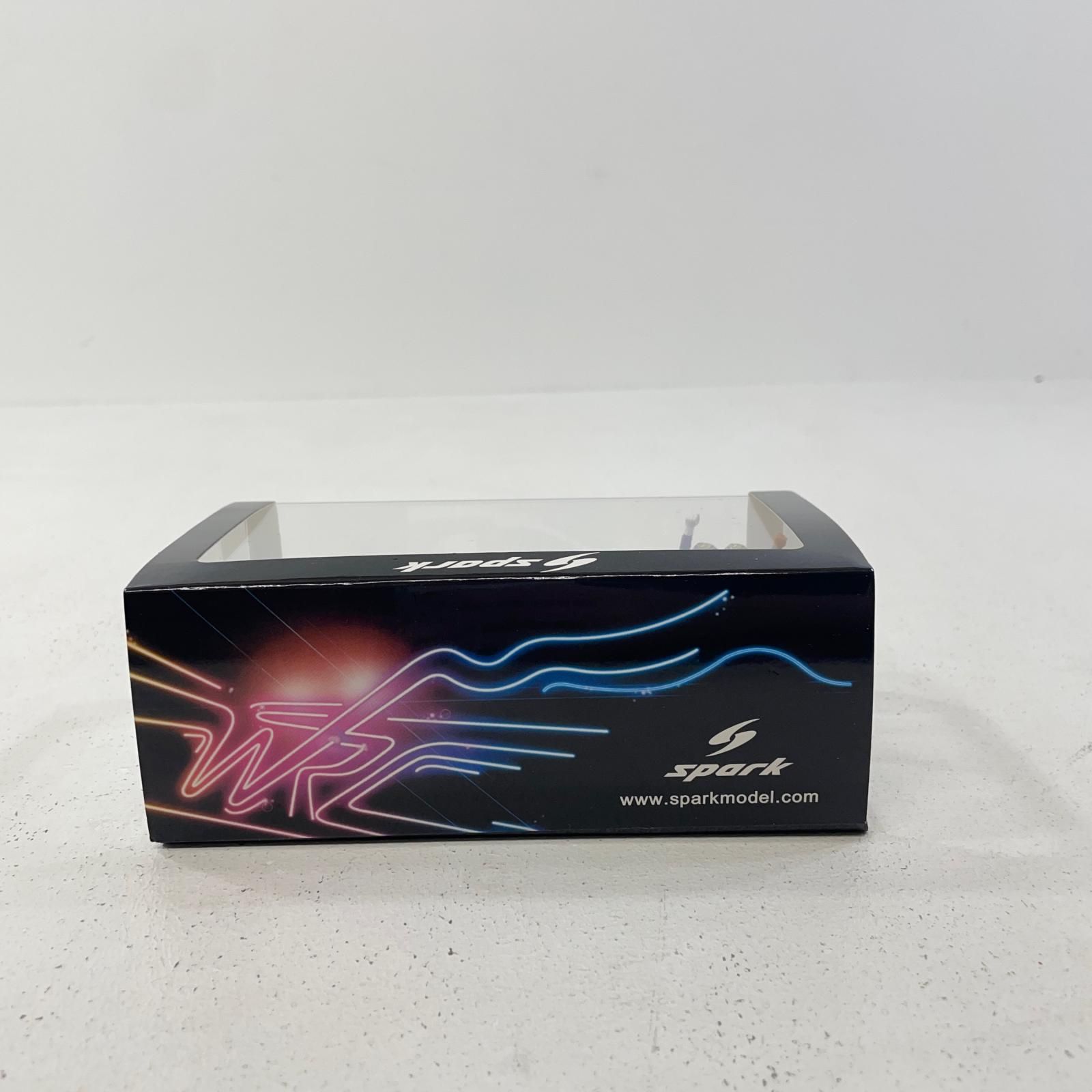 【尾張小牧店】 中古 1/43 TOYOTA Yaris WRC No.1 Winner Rally Monza 2021 WRC Manufacturer Champions 2021（With figurines and flags）【727】 尾張小牧店】 中古 1/43 TOYOTA Yaris WRC No.1 Winner Rally