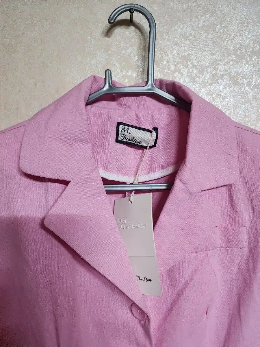 新品　ミースロエ　UネックハーフPTオールインワン 新品 ミースロエ UネックハーフPTオールインワン - メルカリ