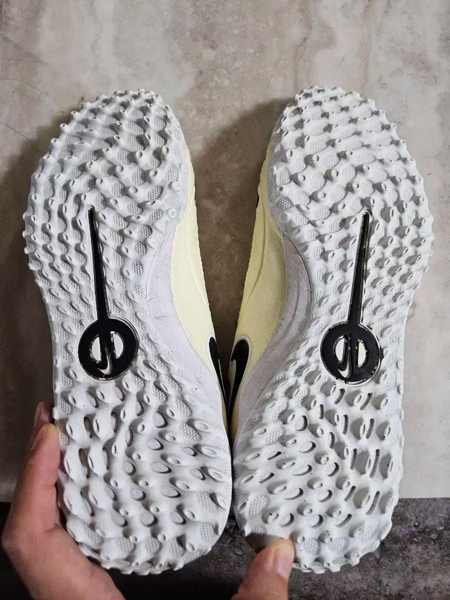 NIKE ナイキ ティエンポ プロ tf 250