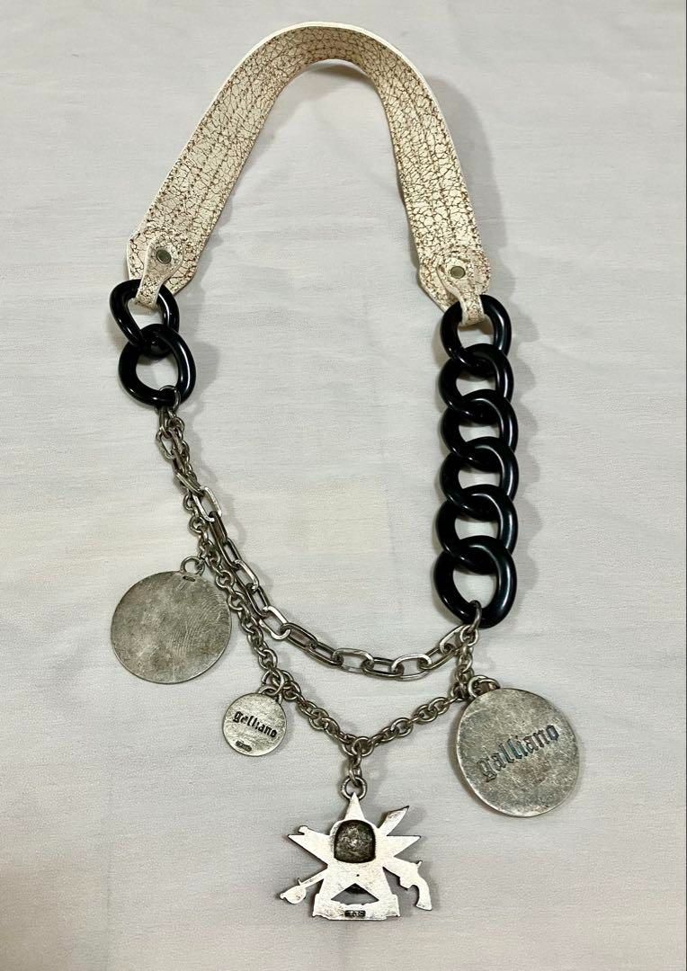 ◇John Galliano Necklace◇ネックレス◇ヴィンテージ加工◇ - メルカリ