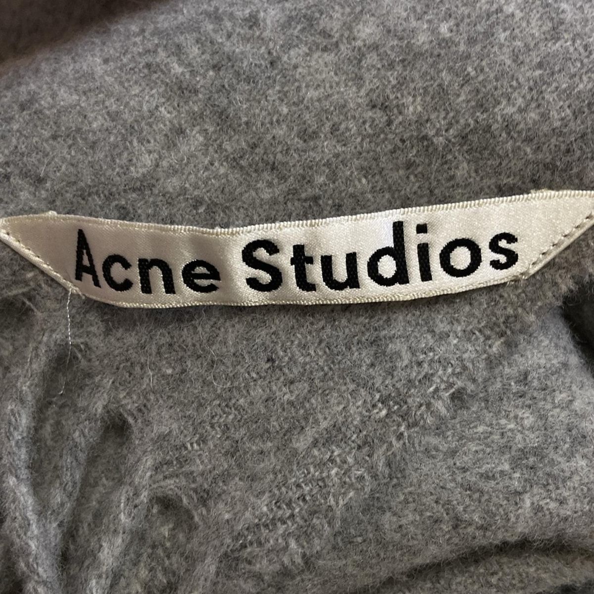 ACNE STUDIOS(アクネ ストゥディオズ) マフラー - グレー ウール