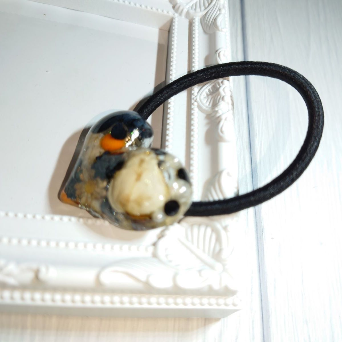 レジンヘアゴム クリップ　ブラック　オーロラフラワー　モノトーン レジンヘアゴム クリップブラックオーロラフラワーモノトーン