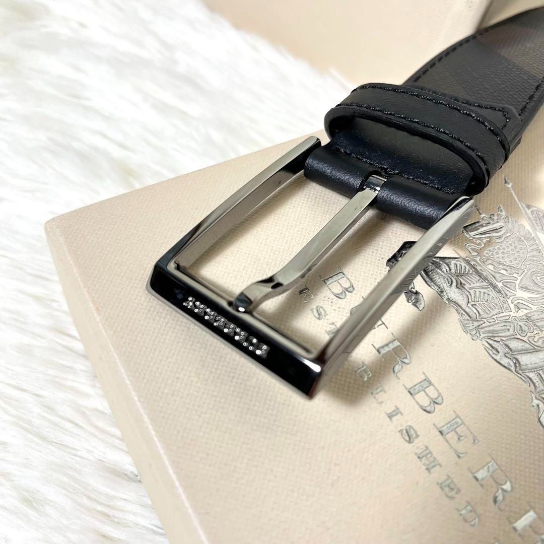 未使用級 イタリア製 BURBERRY ベルト レザー ノバチェック 黒 【公式