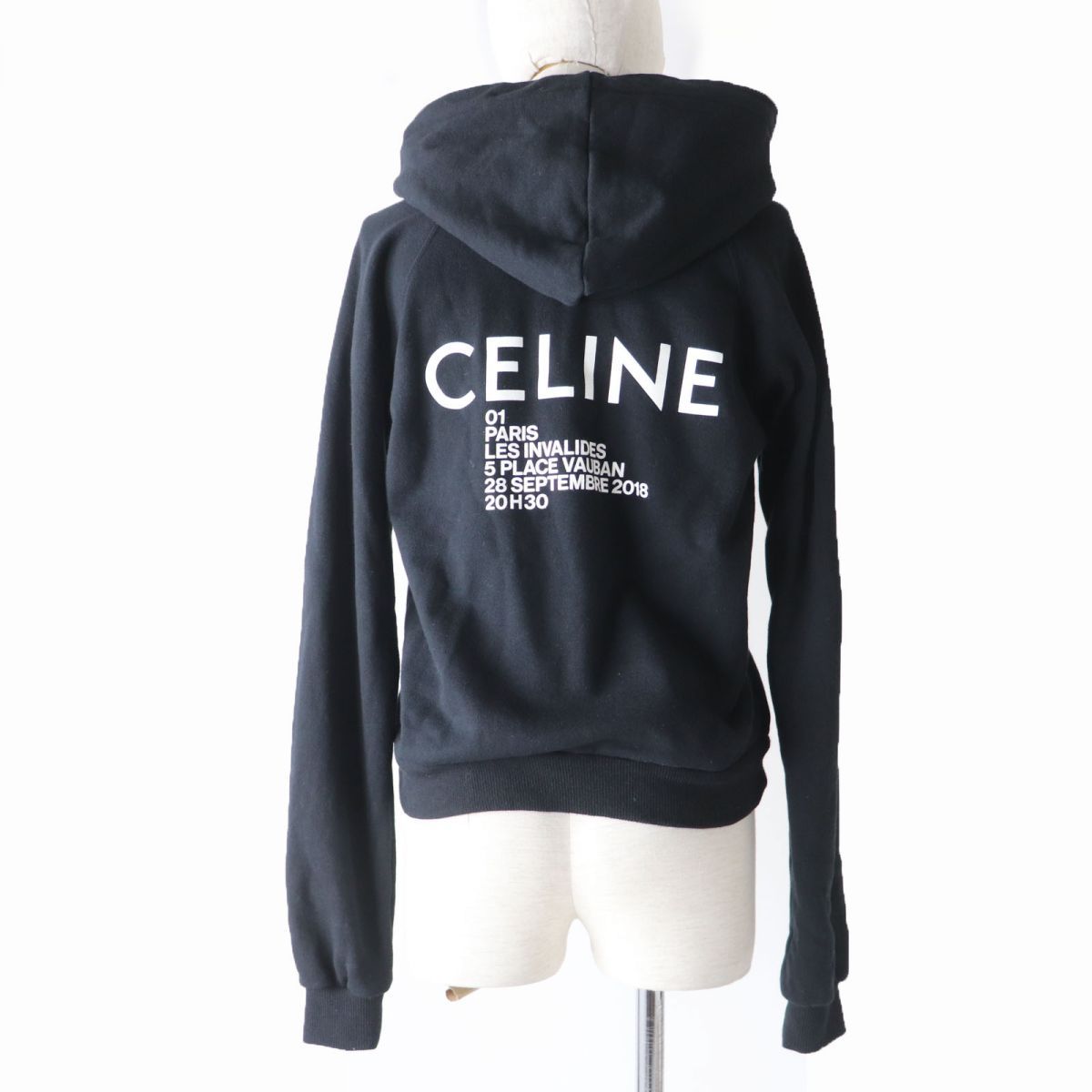 美品☆正規品 CELINE セリーヌ 19SS 2Y005632E バックロゴ プル