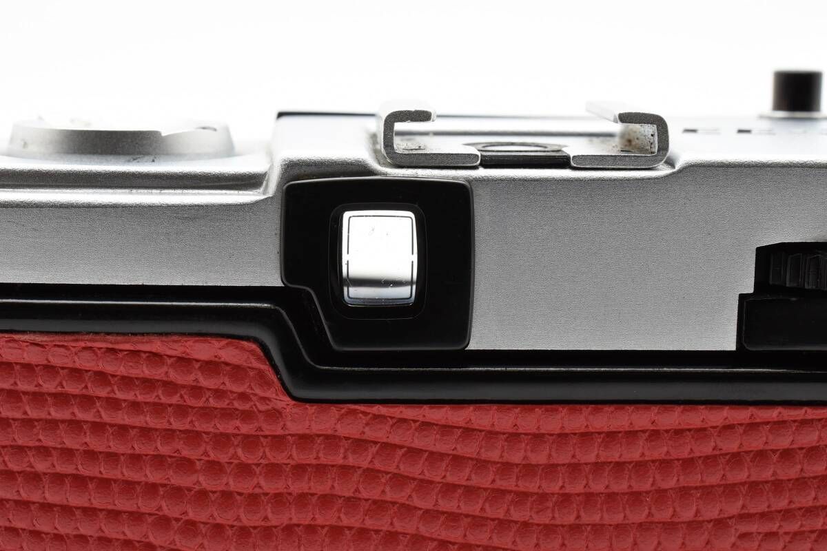 OLYMPUS PEN