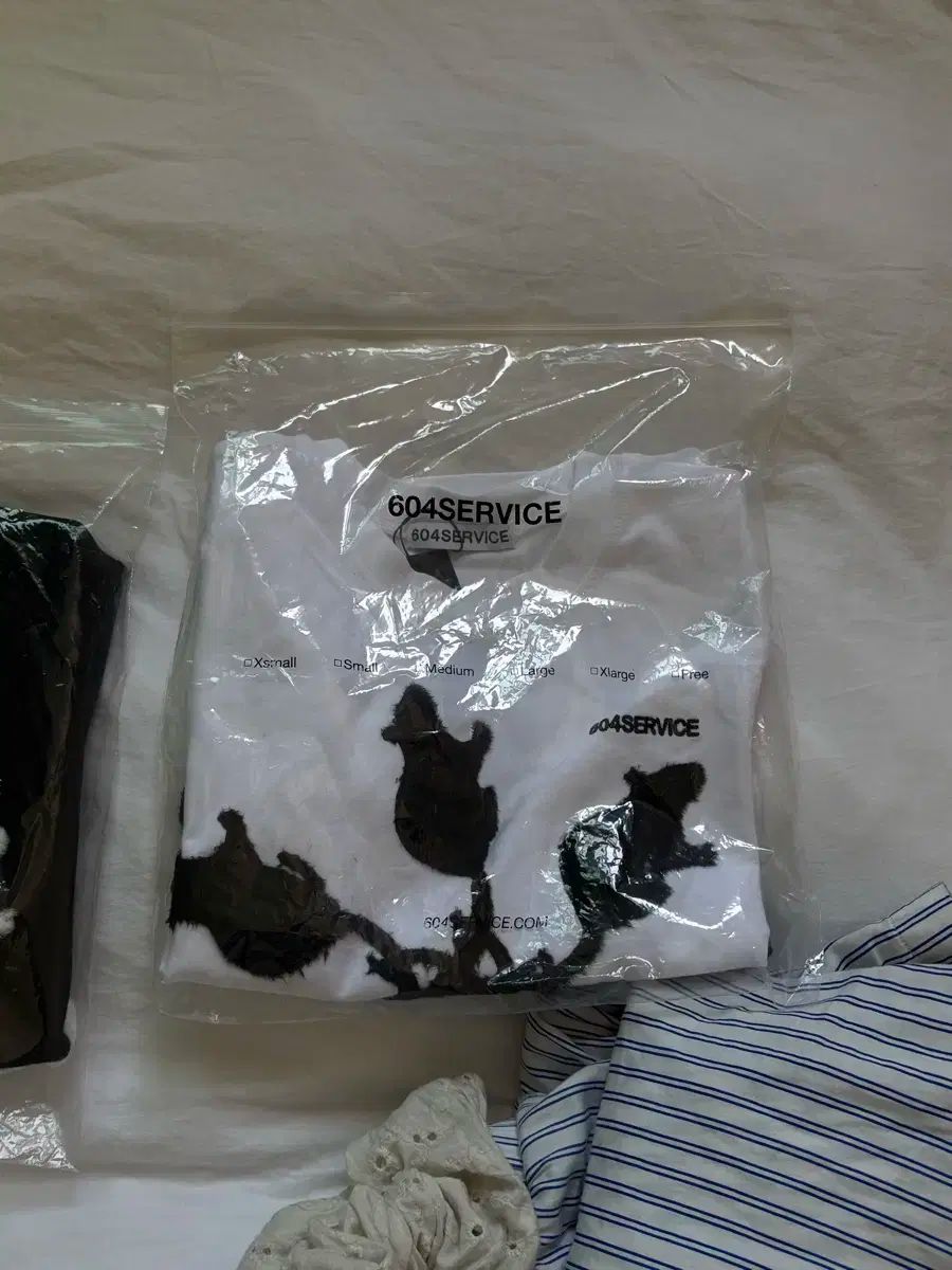 SHIRT IN