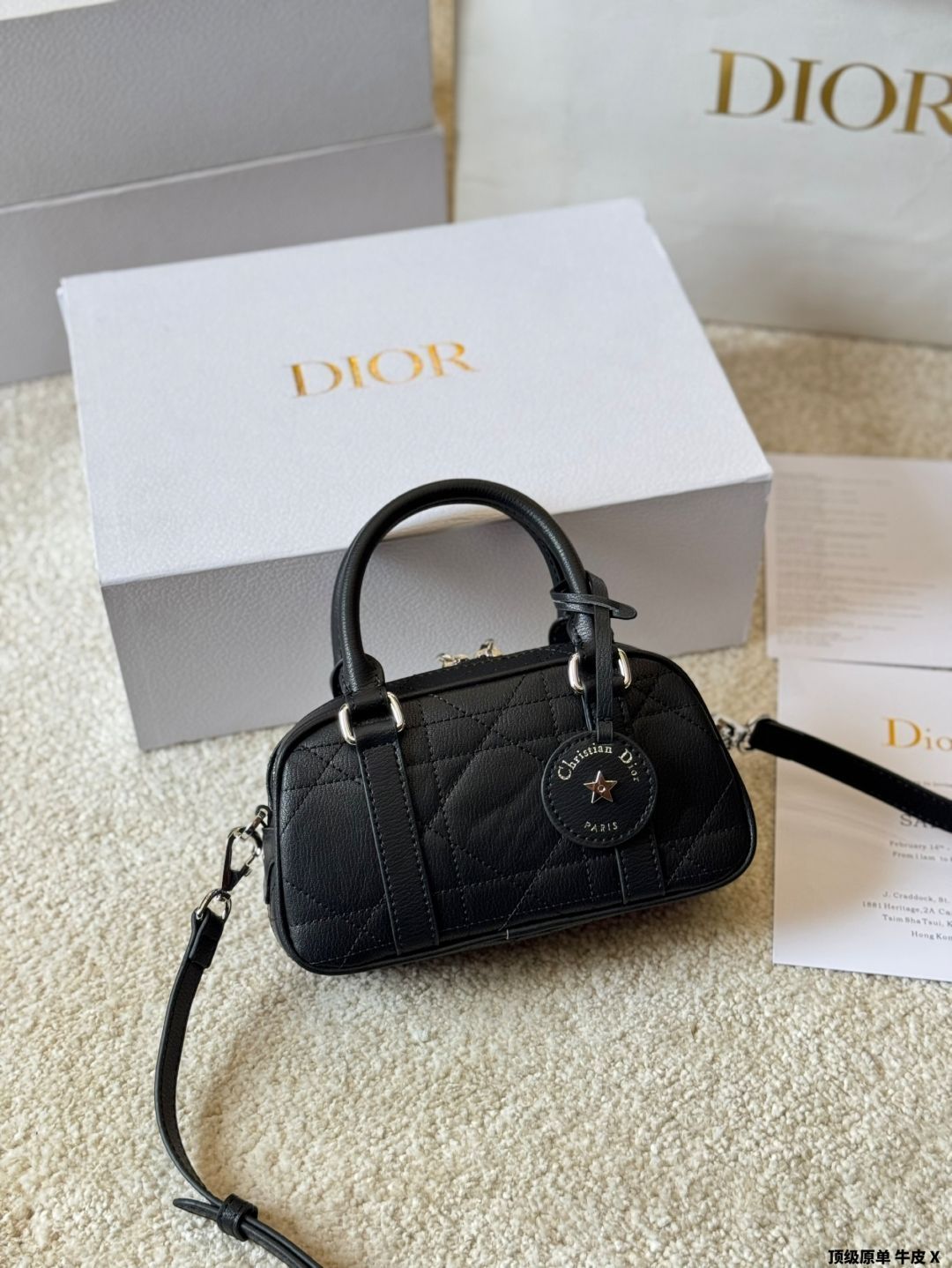 ハンドバッグ V