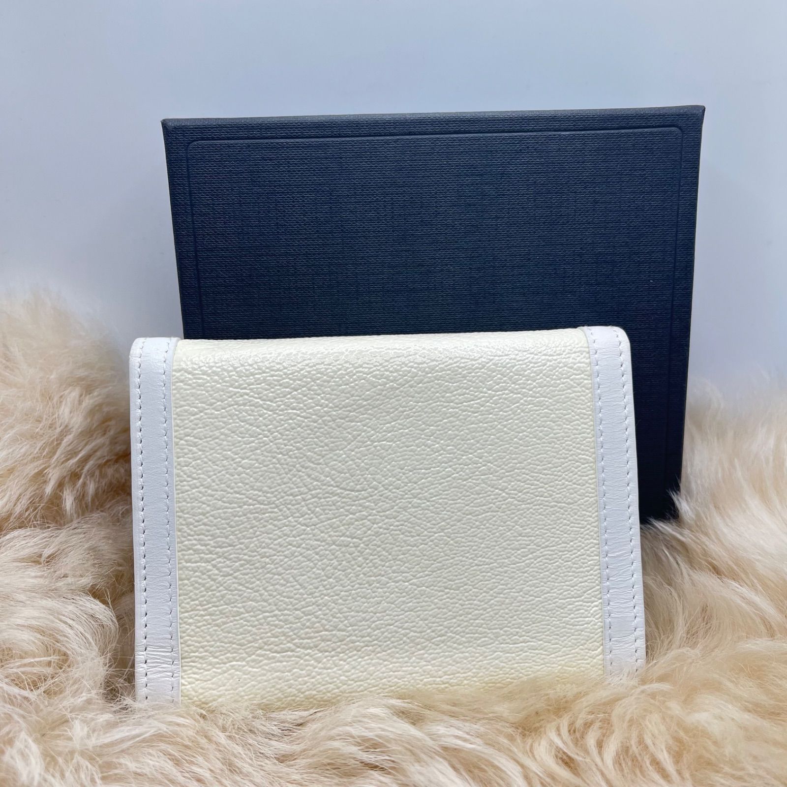 BVLGARI ブルガリ ドッピオトンド レザー 三つ折り財布 財布 BVLGARI ブルガリ ドッピオトンド レザー 三つ折り財布 財布
